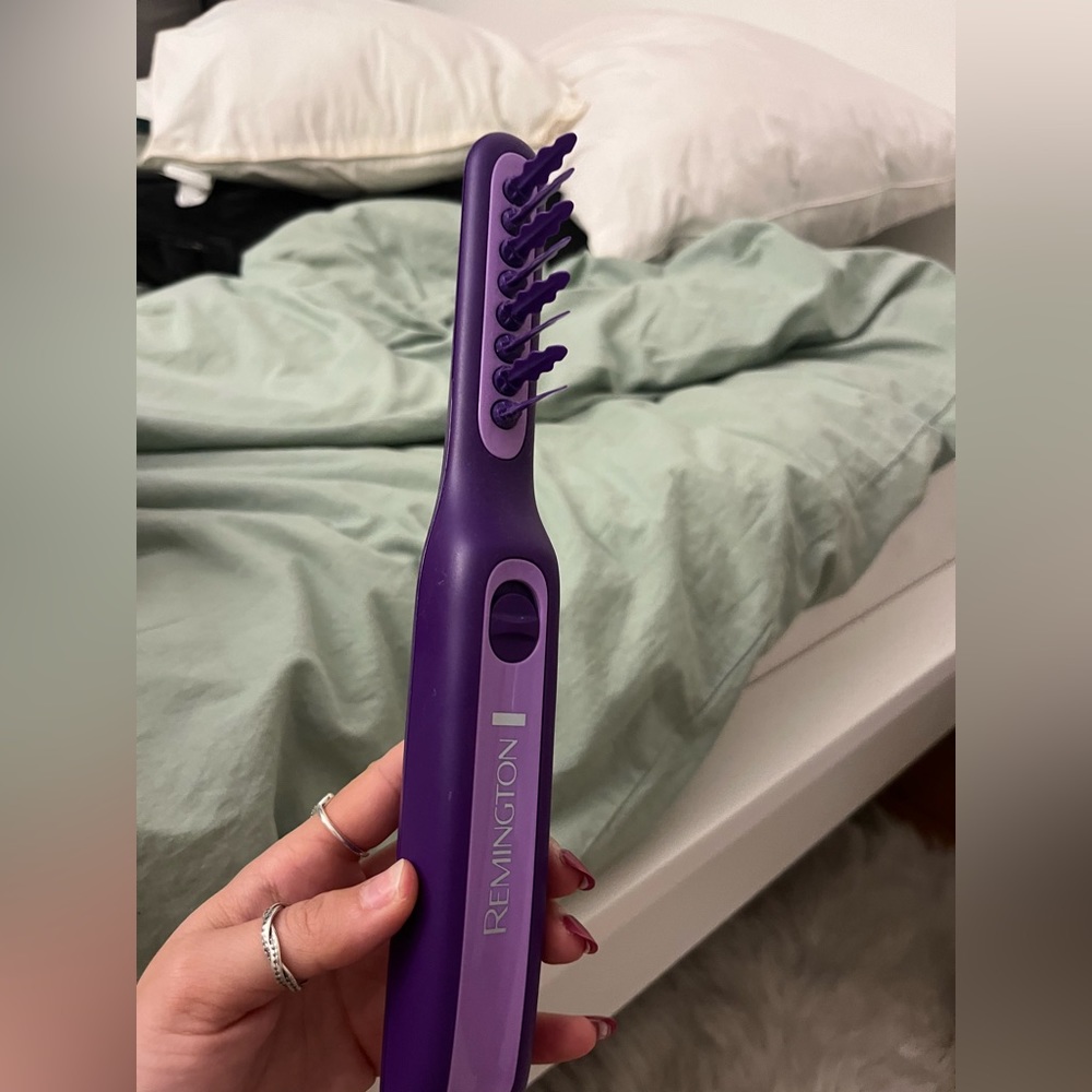 Remington Detangling brush